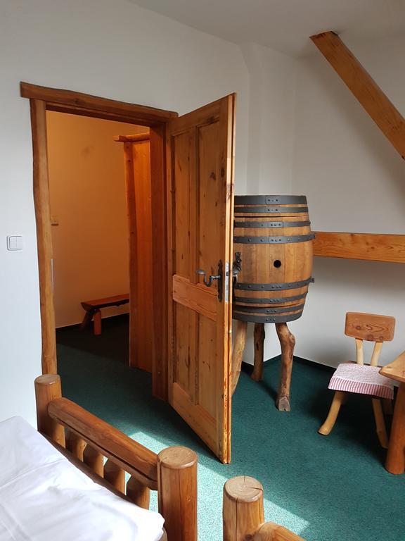 Osada Havranu Hotel Hnanice  Eksteriør billede